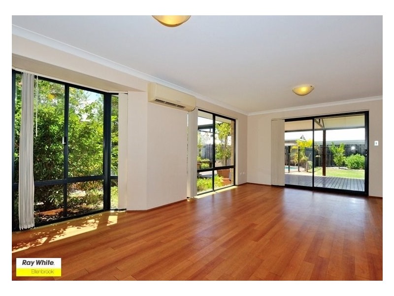 17 Abercrombie Terrace, Ellenbrook WA 6069