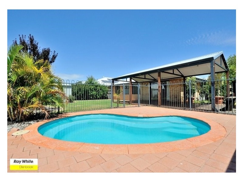17 Abercrombie Terrace, Ellenbrook WA 6069