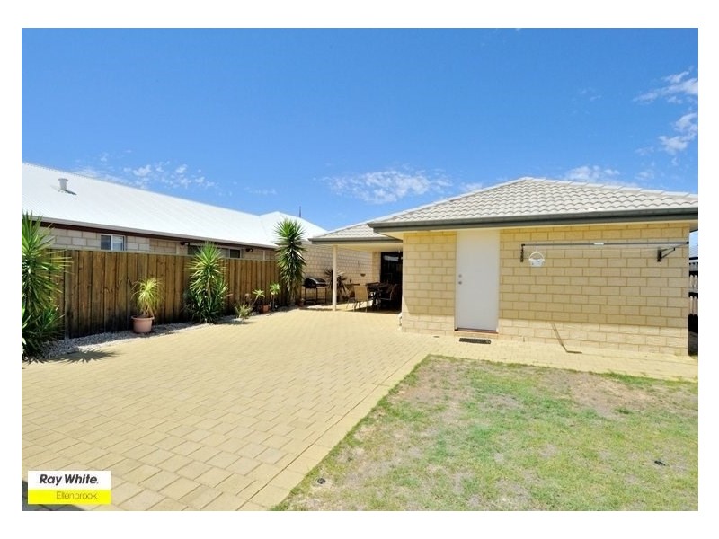 19 Mundego Turn, Ellenbrook WA 6069