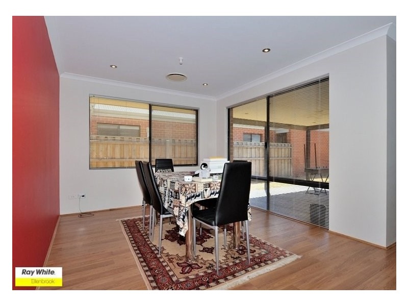 10 Elmridge Parkway, Ellenbrook WA 6069