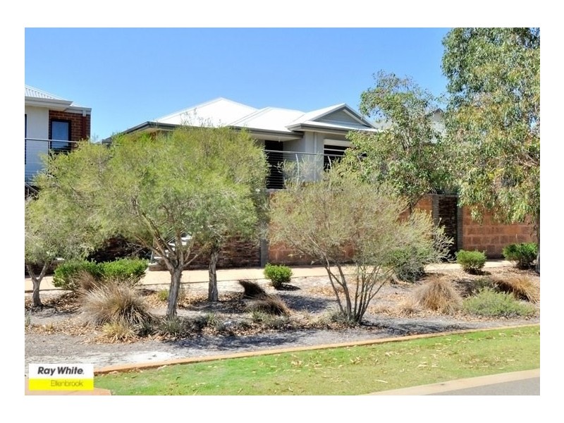 10 Elmridge Parkway, Ellenbrook WA 6069