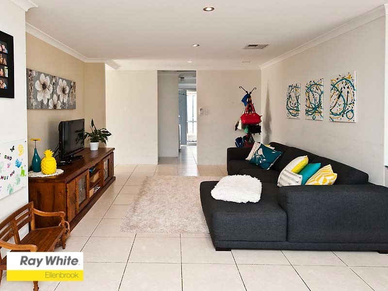 68 Halpin Circle, Ellenbrook WA 6069