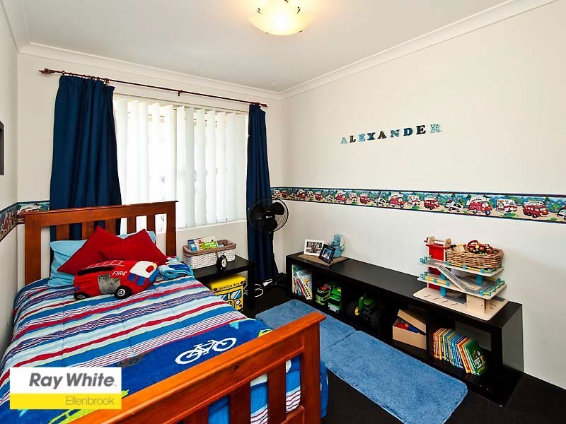 68 Halpin Circle, Ellenbrook WA 6069