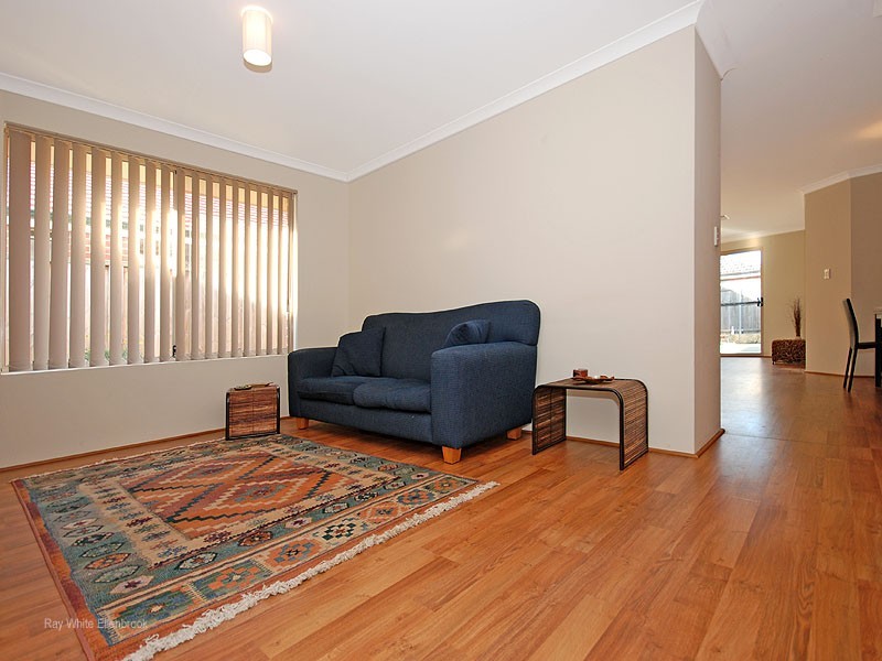 18 Halpin Circle, Ellenbrook WA 6069