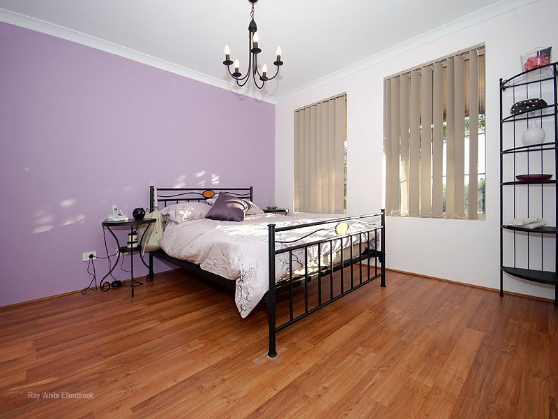 18 Halpin Circle, Ellenbrook WA 6069