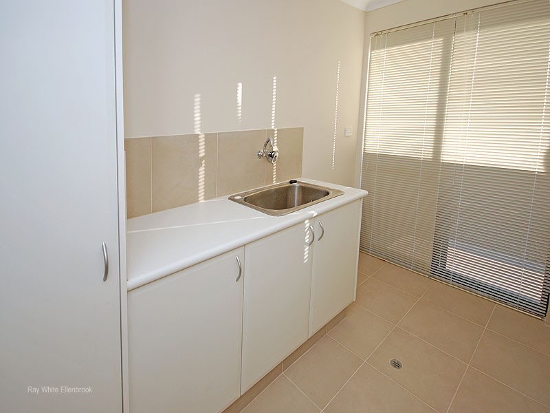 25 Brammall Bend, Aveley WA 6069