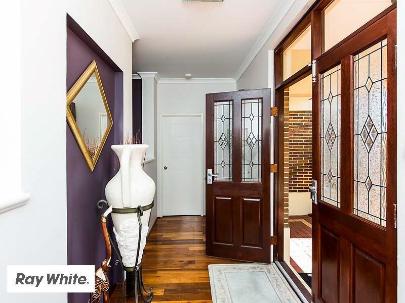 9 Nychum Pass, Ellenbrook WA 6069