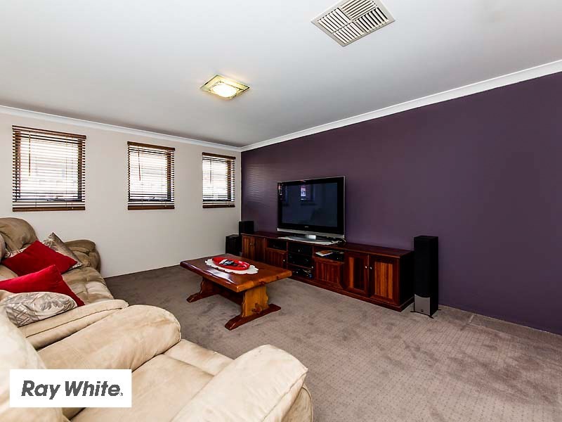 9 Nychum Pass, Ellenbrook WA 6069