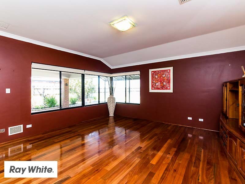 9 Nychum Pass, Ellenbrook WA 6069