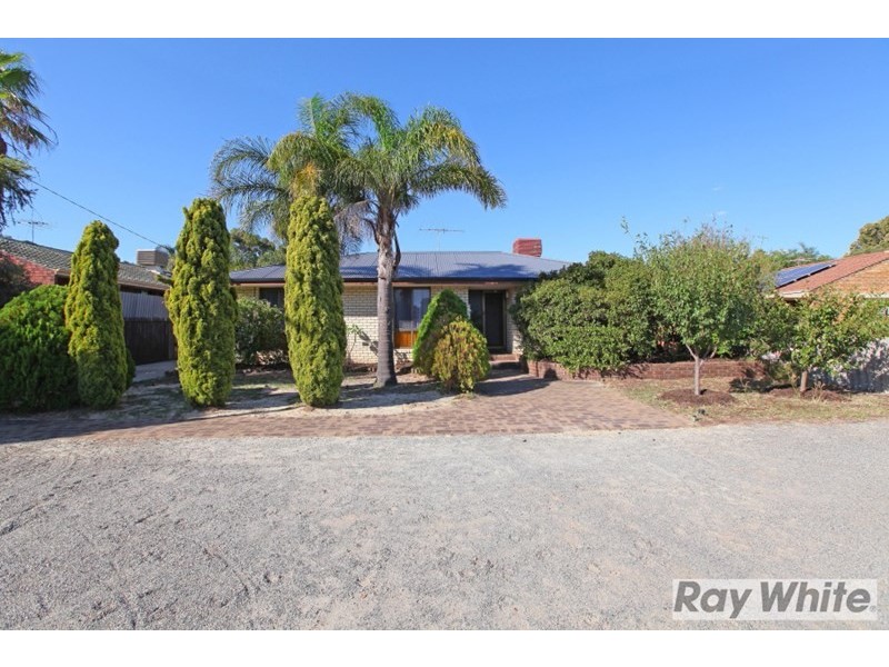 39 Calliandra Way, Forrestfield WA 6058
