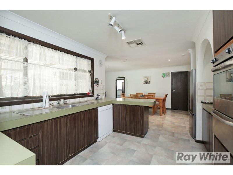 39 Calliandra Way, Forrestfield WA 6058