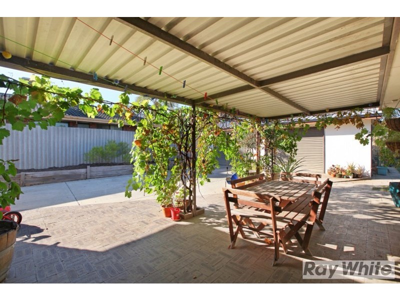 39 Calliandra Way, Forrestfield WA 6058