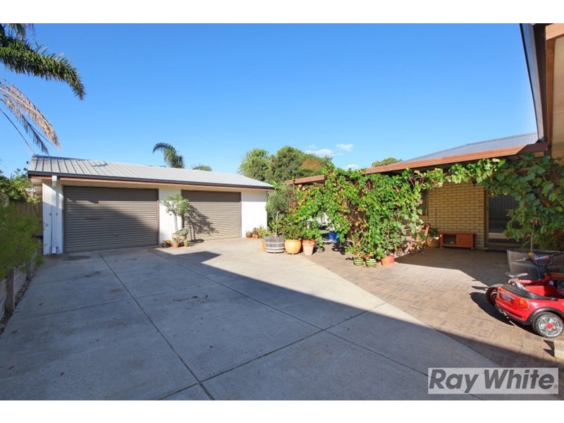 39 Calliandra Way, Forrestfield WA 6058