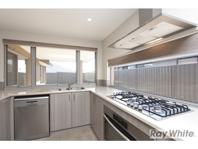 29 Dupain Way, Aveley WA 6069