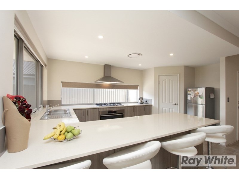 29 Dupain Way, Aveley WA 6069