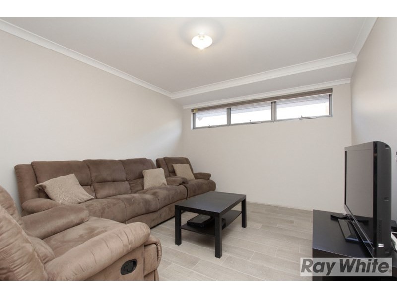 29 Dupain Way, Aveley WA 6069