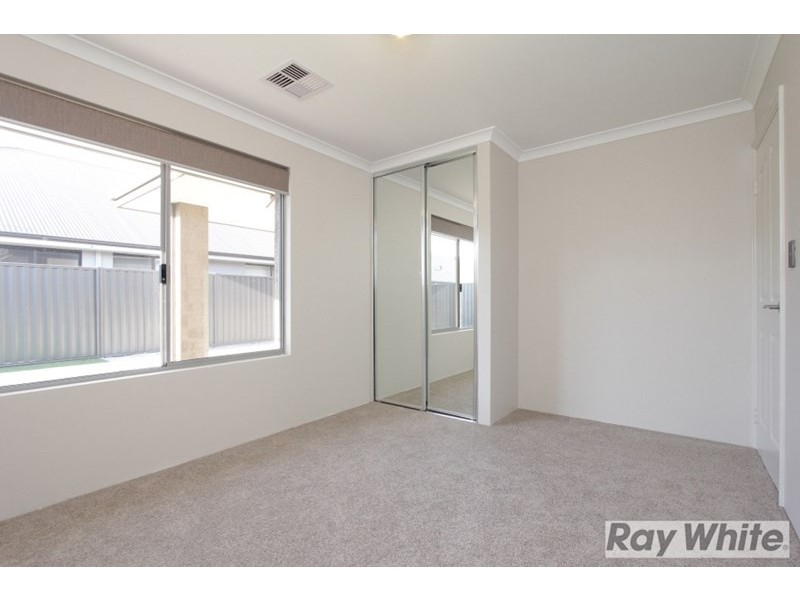 29 Dupain Way, Aveley WA 6069