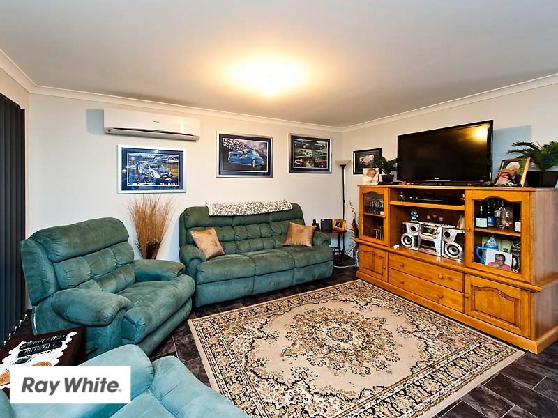 2 Lomas Circle, Ellenbrook WA 6069