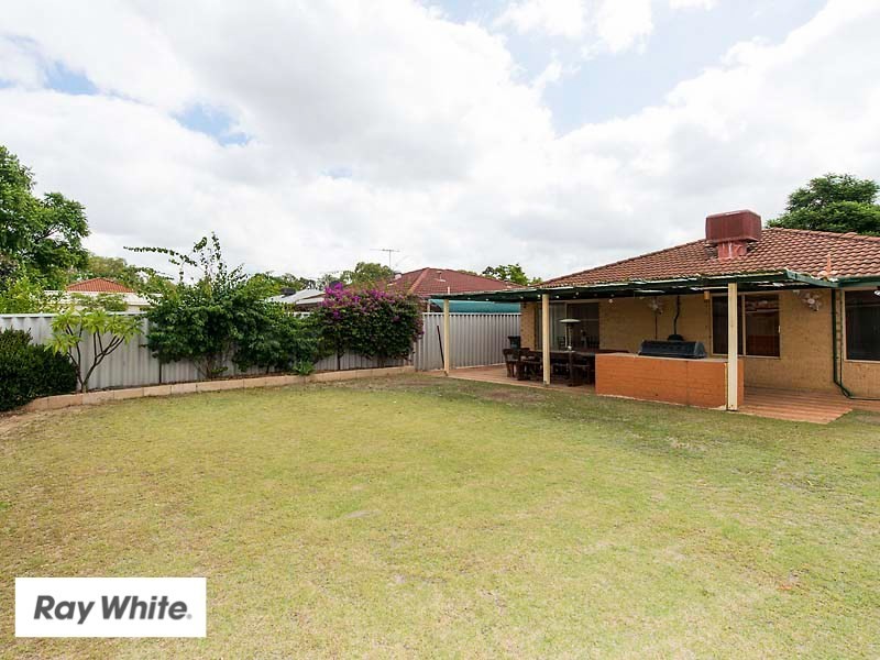31 Beenan Elbow, South Guildford WA 6055