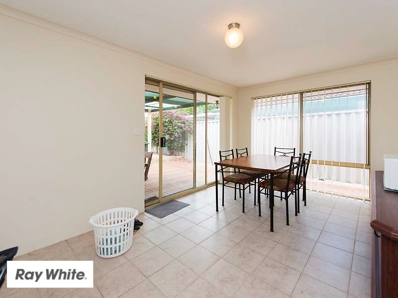 31 Beenan Elbow, South Guildford WA 6055