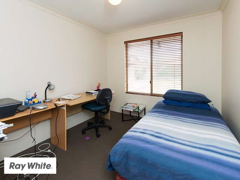 31 Beenan Elbow, South Guildford WA 6055