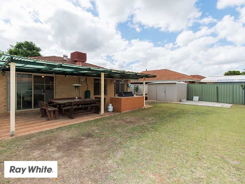 31 Beenan Elbow, South Guildford WA 6055