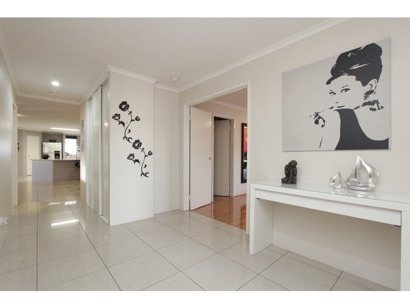 5 Messina Grove, Ellenbrook WA 6069