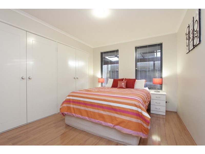 5 Messina Grove, Ellenbrook WA 6069