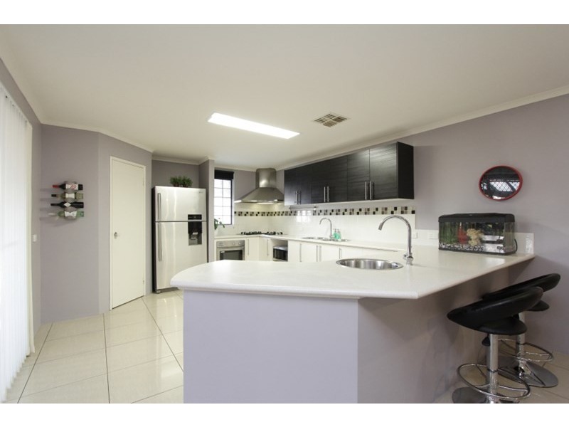 5 Messina Grove, Ellenbrook WA 6069