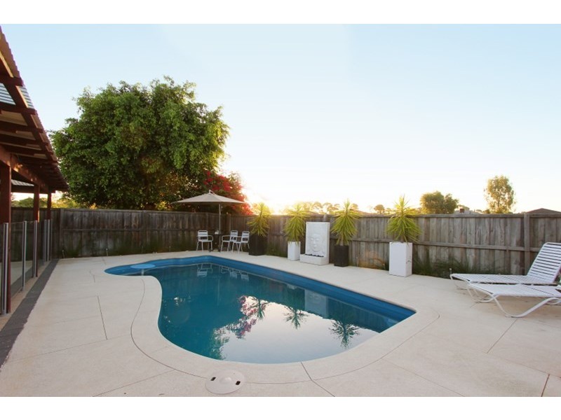 5 Messina Grove, Ellenbrook WA 6069