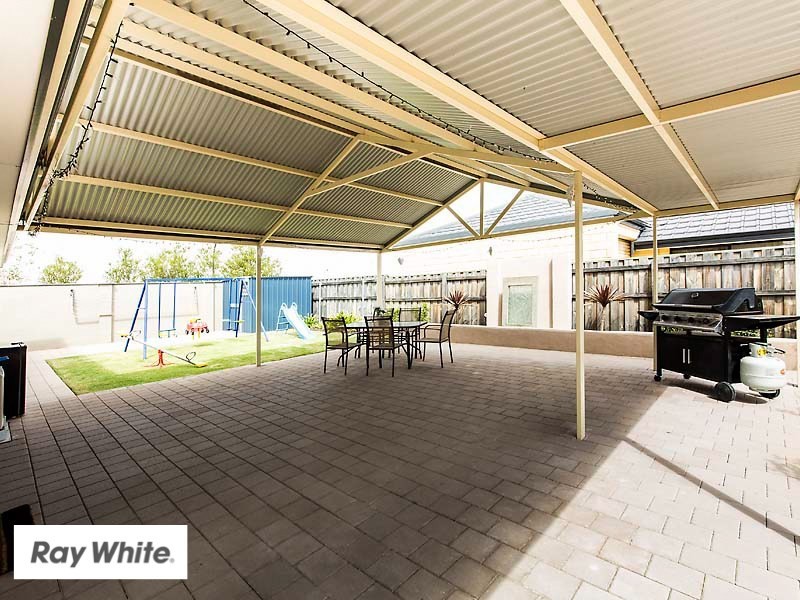 8 Morella Cross, Ellenbrook WA 6069