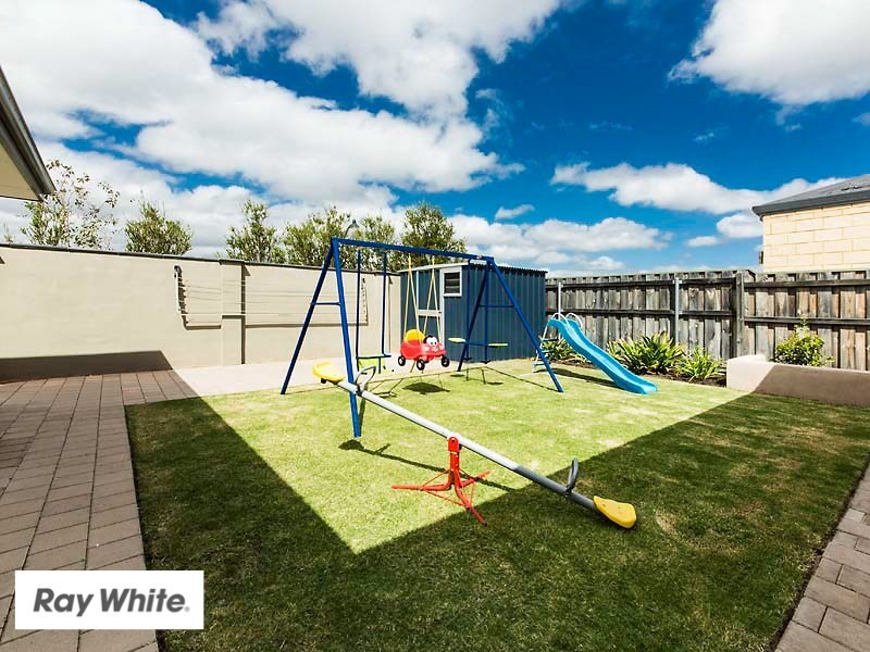 8 Morella Cross, Ellenbrook WA 6069