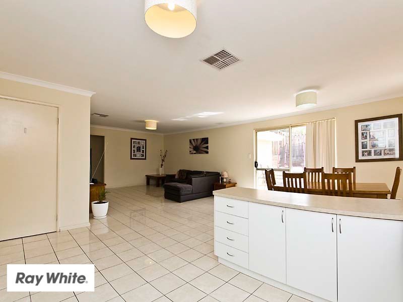 39 Mona Vale Loop, Ellenbrook WA 6069