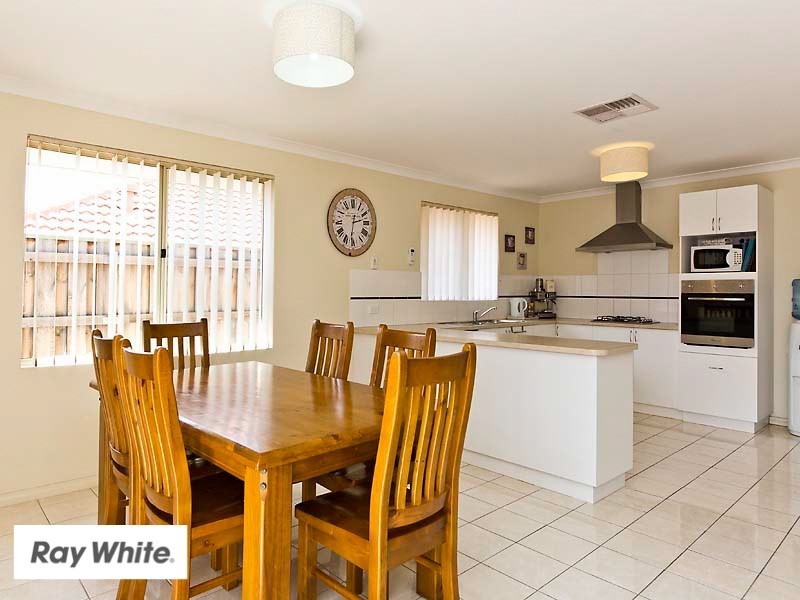 39 Mona Vale Loop, Ellenbrook WA 6069