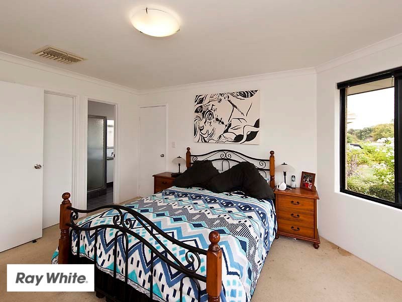36 Garran Loop, Henley Brook WA 6055