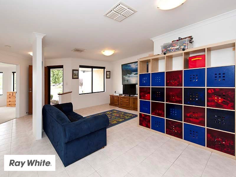 36 Garran Loop, Henley Brook WA 6055