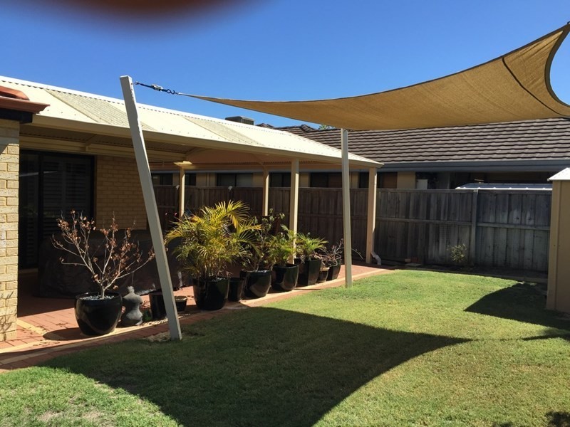 4 Santona Boulevard, Ellenbrook WA 6069