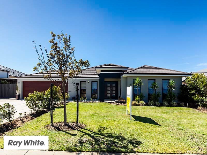 6 Manila Way, Aveley WA 6069