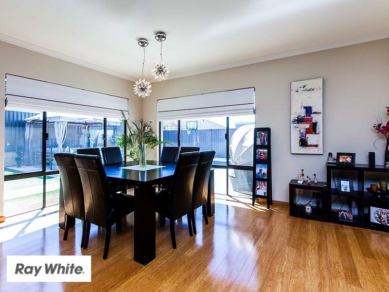 6 Manila Way, Aveley WA 6069