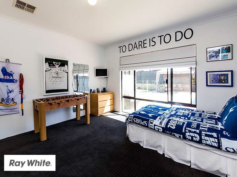 6 Manila Way, Aveley WA 6069