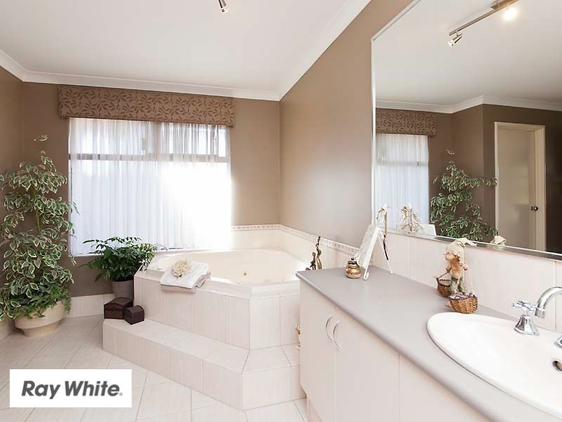 16 Ingham Street, Aveley WA 6069