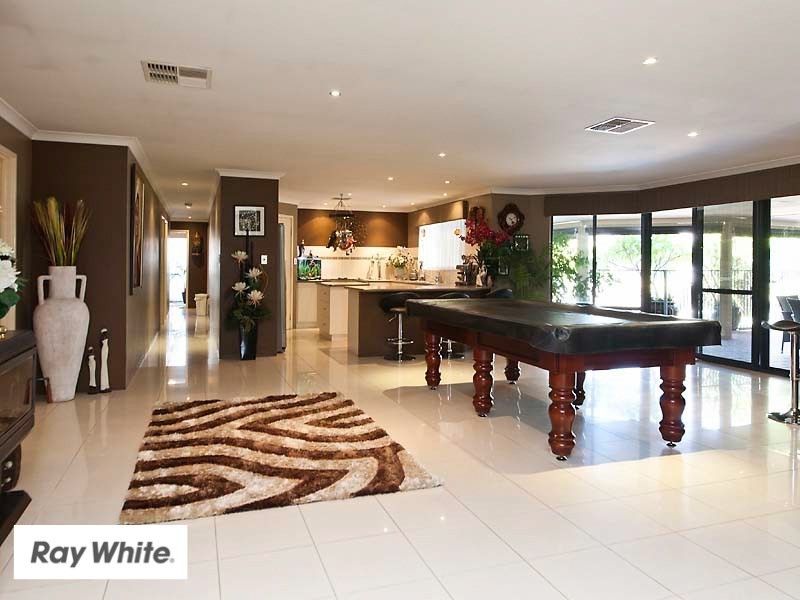 16 Ingham Street, Aveley WA 6069