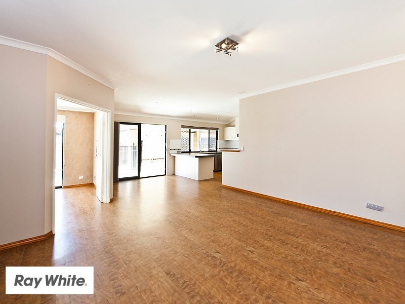 12 Granada Way, Ellenbrook WA 6069