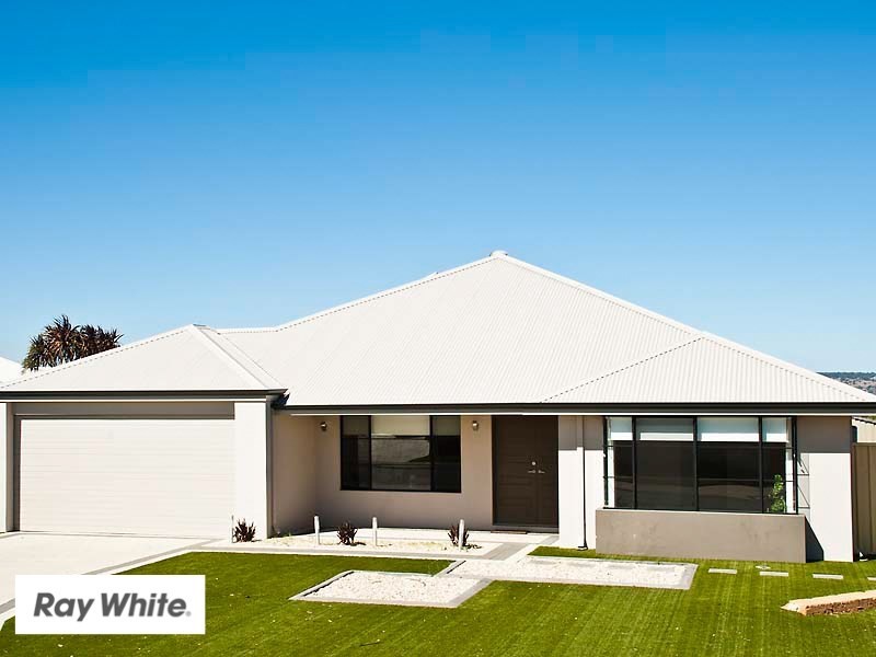 4 Ewens Pass, Ellenbrook WA 6069