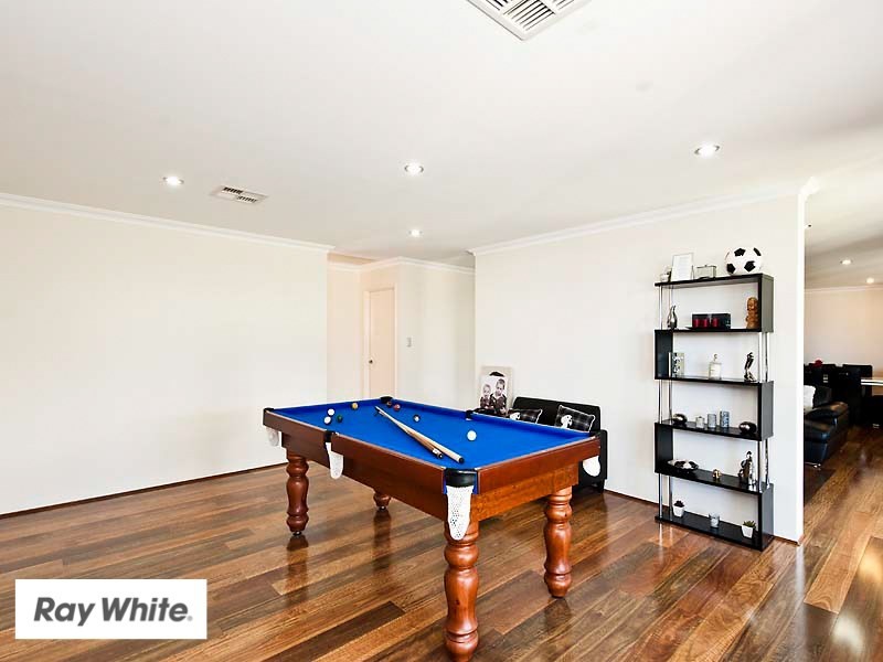 4 Ewens Pass, Ellenbrook WA 6069