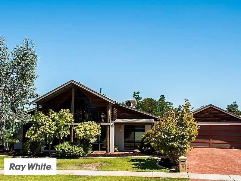 19 Woburn Park Avenue, Ellenbrook WA 6069
