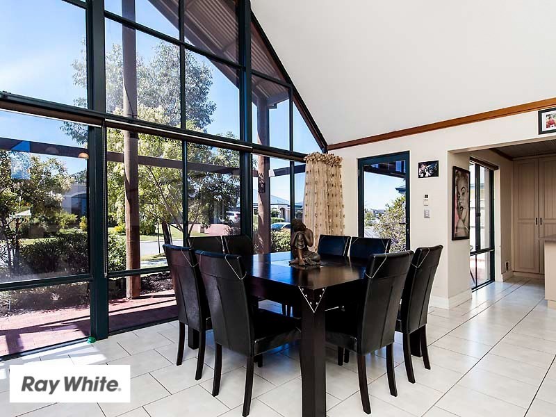 19 Woburn Park Avenue, Ellenbrook WA 6069