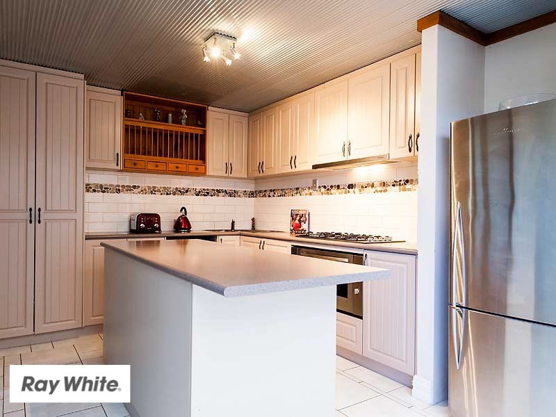 19 Woburn Park Avenue, Ellenbrook WA 6069