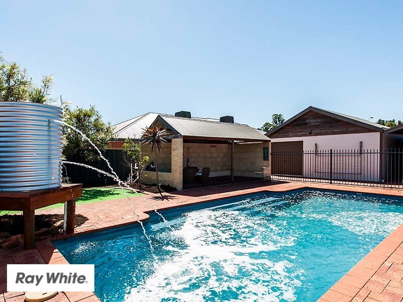 19 Woburn Park Avenue, Ellenbrook WA 6069