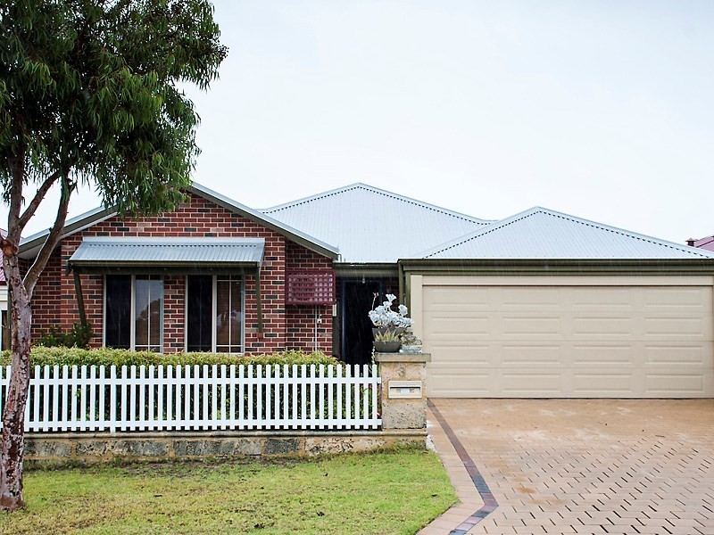 3 Oakhill Heights, Ellenbrook WA 6069